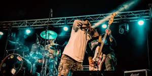 57533053_877119339322219_4048091815616708608_n