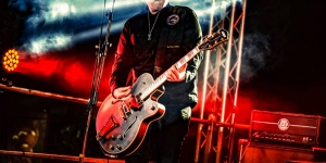 58444303_374554159936775_6366878417446502400_n